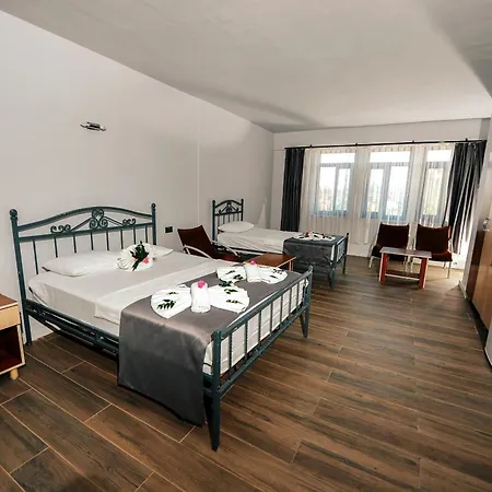 Ozalp Hotel 3*